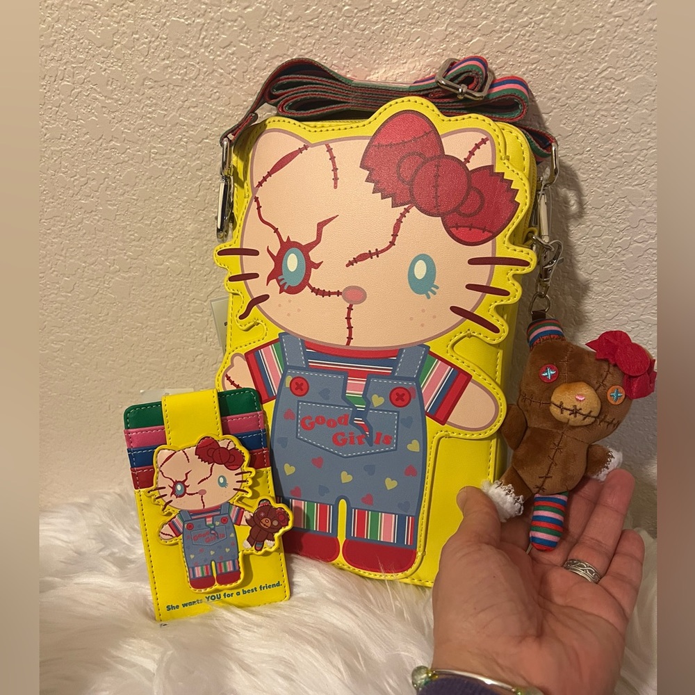 Universal Studios Hello Kitty Chucky Crossbody Bag & Hello Kitty Cardholder